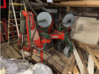 Техніка для обробки ґрунту Kverneland Mod. E 3 2-furrow reversible plough.: фото 3 Техніка для обробки ґрунту Kverneland Mod. E 3 2-furrow reversible plough.: фото 3