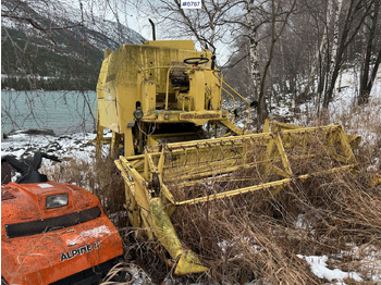 Зернозбиральний комбайн NEW HOLLAND