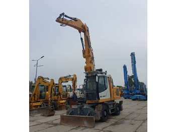 Перевантажувач LIEBHERR LH 22 M
