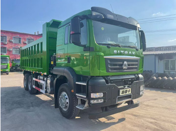 Самоскид вантажівка Для транспортування цементу Sinotruck: фото 5