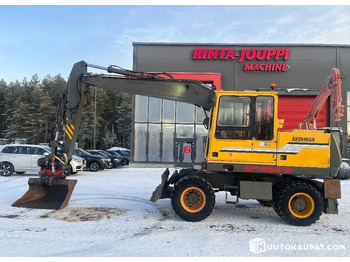 Колісний екскаватор