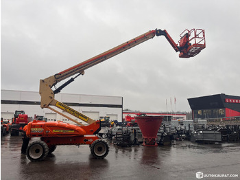 Колінчастий підйомник JLG