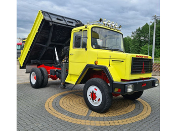 Самоскид вантажівка IVECO Stralis
