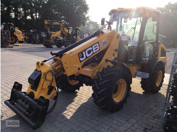 Телескопічний фронтальний навантажувач JCB