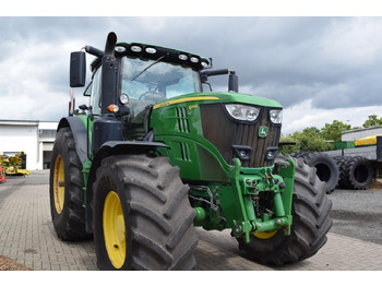 Трактор John Deere 6215 R: фото 3