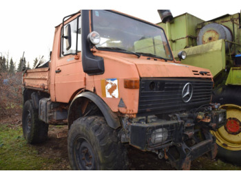 Комунальна/ Спеціальна техніка UNIMOG U1200