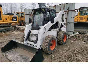 Міні-навантажувач BOBCAT S300