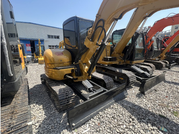 Міні-екскаватор CATERPILLAR