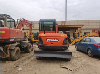 Міні-екскаватор Doosan DX60: фото 5