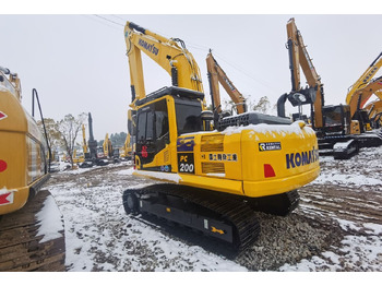 Гусеничний екскаватор KOMATSU PC200-8