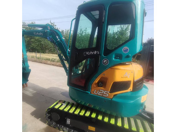 Міні-екскаватор KUBOTA U25