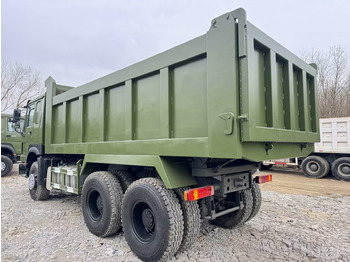 Самоскид вантажівка SINOTRUK HOWO 6x4: фото 2