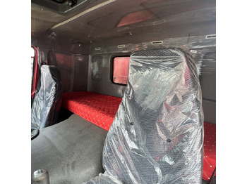 Самоскид вантажівка SINOTRUK HOWO
