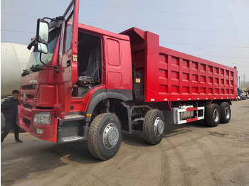 Самоскид вантажівка SINOTRUK HOWO