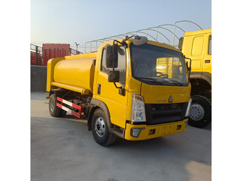 Вантажівка цистерна SINOTRUK