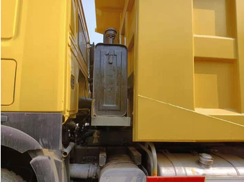 Самоскид вантажівка Sinotruk Howo: фото 5