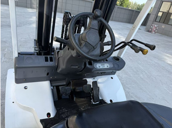 Дизельний навантажувач TCM FD30: фото 5