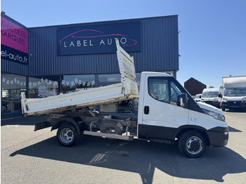 Малотоннажний самоскид IVECO Daily 35c12