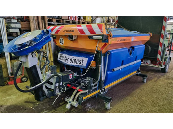 Розкидач піску і cолі UNIMOG