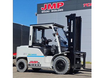 Дизельний навантажувач UNICARRIERS