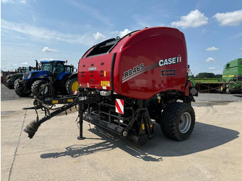 Прес-підбирач рулонний CASE IH
