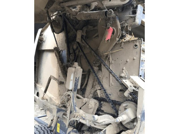 Прес-підбирач рулонний CLAAS VARIANT 380: фото 3