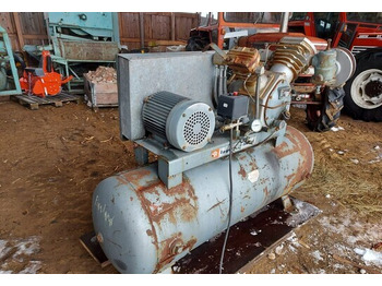 Повітряний компресор INGERSOLL RAND