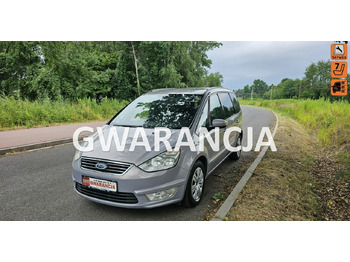 Легковий автомобіль FORD