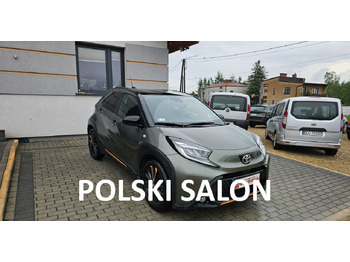 Хетчбек TOYOTA