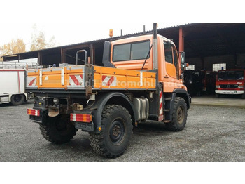 Комунальна/ Спеціальна техніка UNIMOG U300