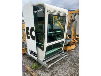 Баштовий кран LIEBHERR