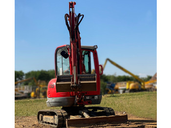 : фото в шапці сторінки