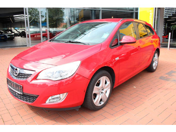 Універсал OPEL