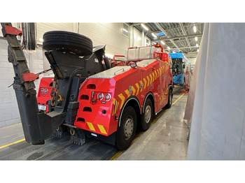 Евакуатор Scania P114: фото 4