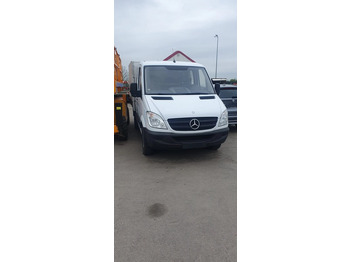 Тентований фургон MERCEDES-BENZ Sprinter 213