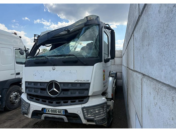 Гаковий мультиліфт вантажівка MERCEDES-BENZ Arocs 2640