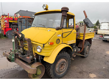 Комунальна/ Спеціальна техніка UNIMOG