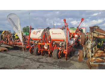 Сівалка точного висіву KUHN