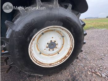 Трактор New Holland 8560: фото 5