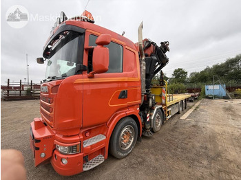 Вантажівка з маніпулятором SCANIA R 450