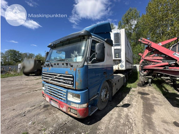 Тягач VOLVO FM12 380