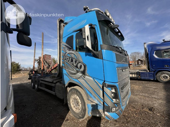 Лісовоз VOLVO FH16 750