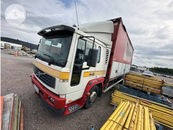 Вантажівка з закритим кузовом VOLVO FL6