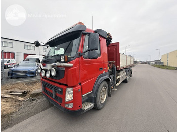 Вантажівка з маніпулятором VOLVO FM 370