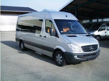 Мікроавтобус MERCEDES-BENZ