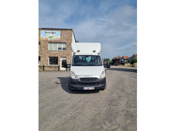 Малотоннажний сідельний тягач IVECO