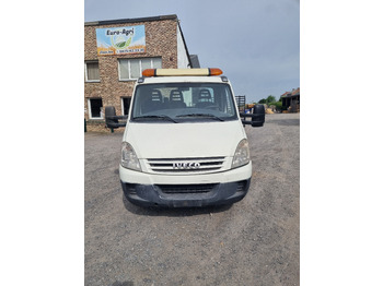 Малотоннажний сідельний тягач IVECO DAILY 35C18: фото 3 Малотоннажний сідельний тягач IVECO DAILY 35C18: фото 3