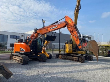 Гусеничний екскаватор DOOSAN DX140LCR-5