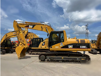 Гусеничний екскаватор CATERPILLAR 320CL