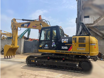 Гусеничний екскаватор CATERPILLAR 320DL